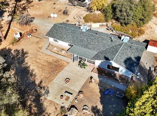 39353 Giant Oak Rd, Oakhurst, CA 93644