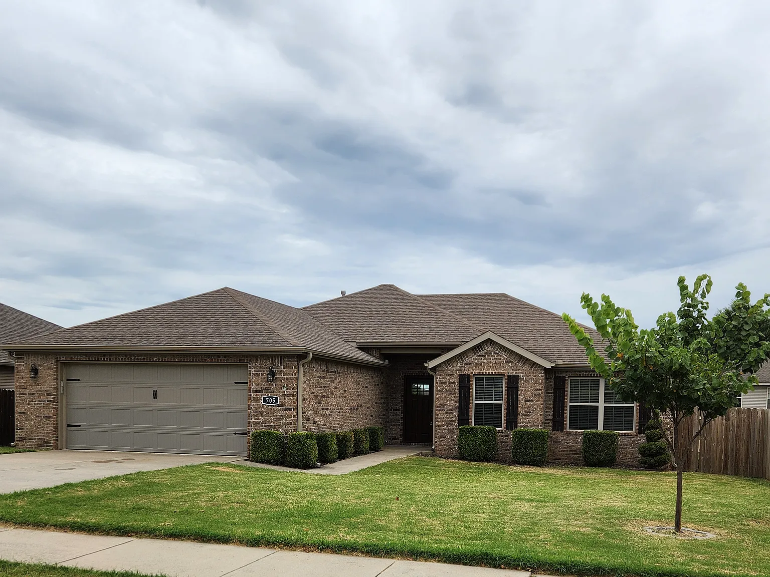 3 bed, 1676 sqft, $1,750 — Photo 1