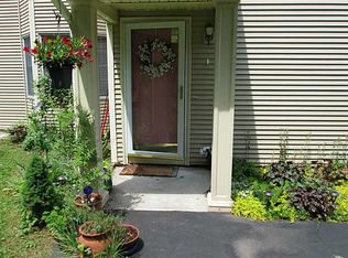 16 Scenic Dr, West Warwick, RI 02893