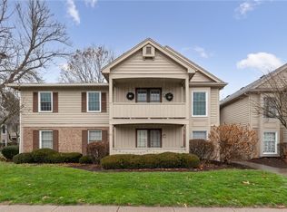 47 Wood Creek Dr, Pittsford, NY 14534