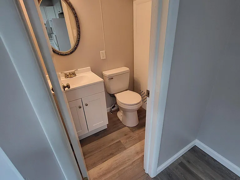 413 Venus Ln #3 — Photo 8