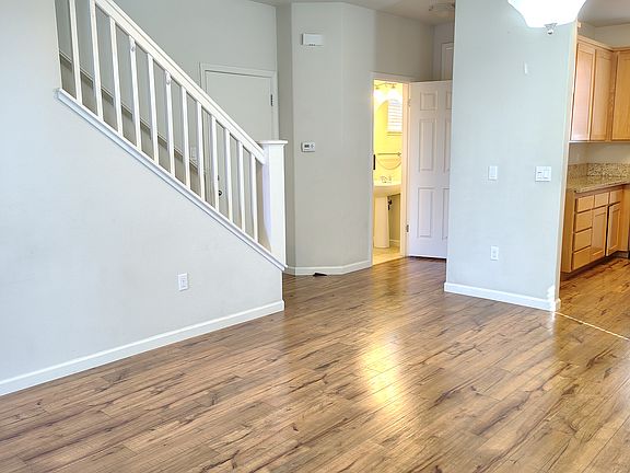 3rd image of 1810 Bodie St