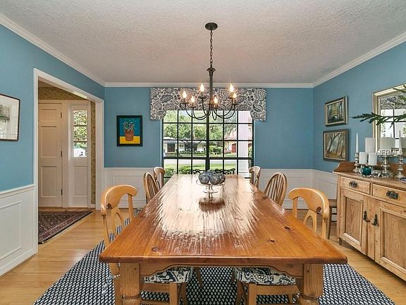 5th image of 9012 Crichton Wood Dr