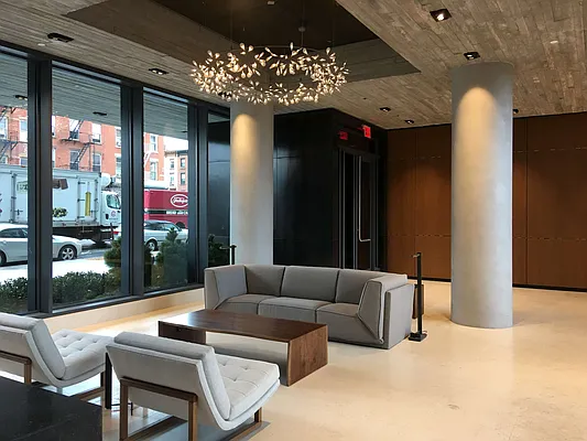 Rented by Compass | media 18