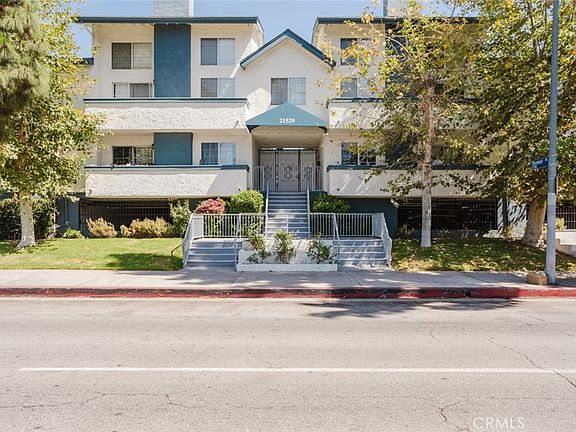 4th image of 21529 Saticoy St APT 217