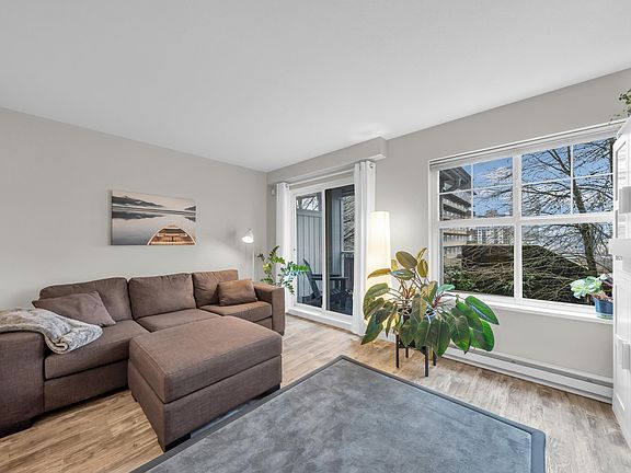 2nd image of 123 7th St #19