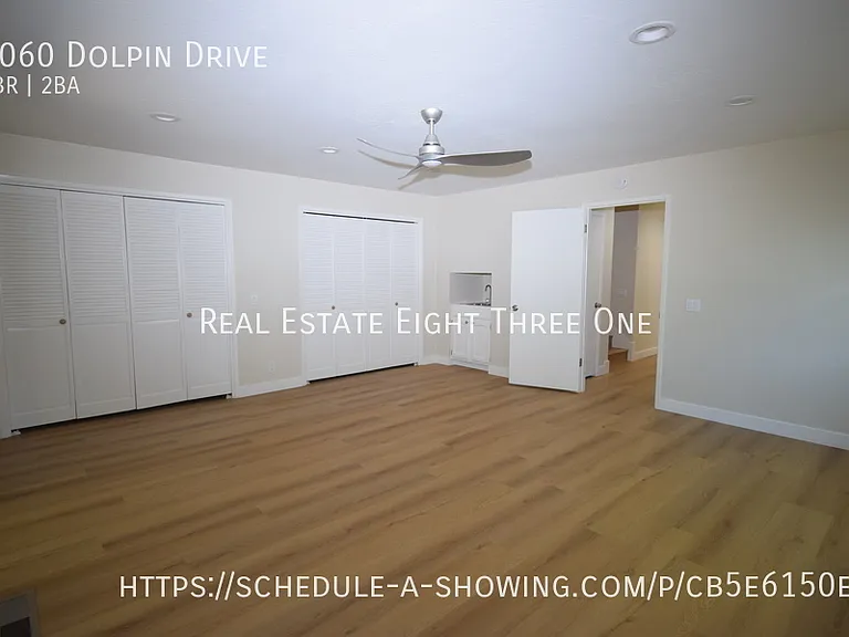 2060 Dolphin Dr — Photo 12