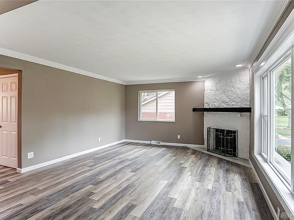 5th image of 4369 Tangent Dr