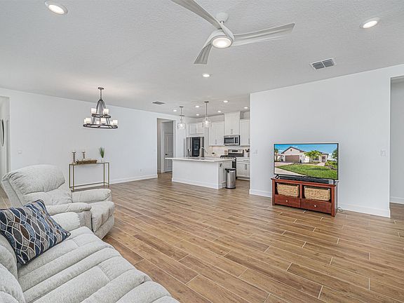 5th image of 12796 SW Ambra St