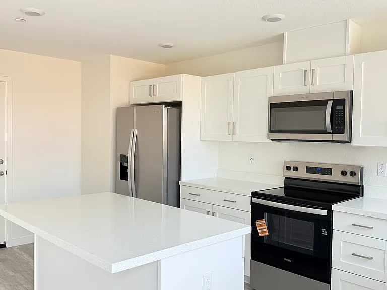 516 Foxtail Ct — Photo 12