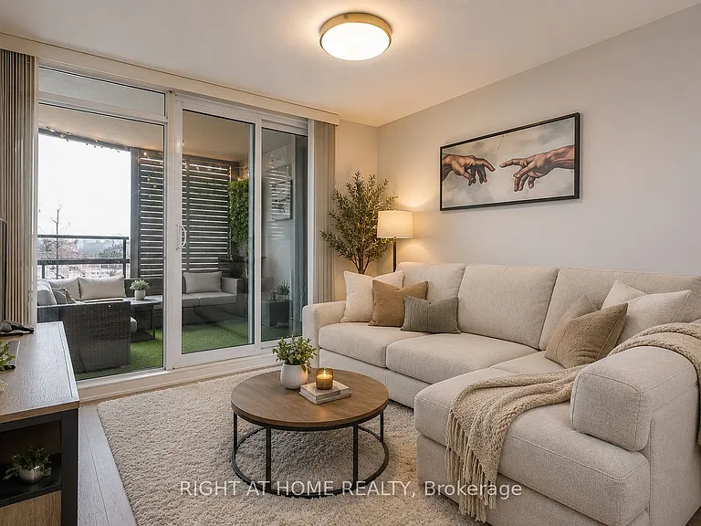 830 Lawrence Ave W #306 — Photo 4