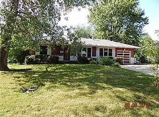 10909 E 61st Ter, Raytown, MO 64133