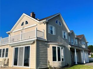 70 E Shore Dr, Niantic, CT 06357
