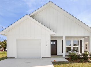 720 School Ave, Panama City, FL 32401