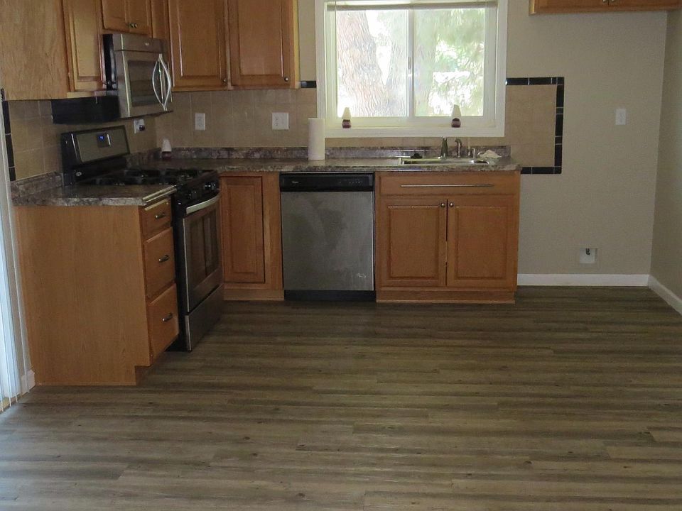 1st image of 52 N Raymond Ave #7