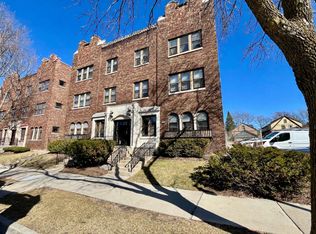 4460 N Oakland Ave, Milwaukee, WI 53211