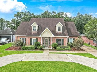 117 Woodchase Dr, Belle Chasse, LA 70037