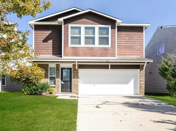 121 Belle Haven Dr, Owens Cross Roads, AL 35763