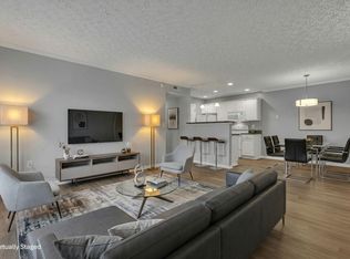 5621 Cedar Spgs, Columbus, OH 43228