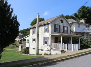 856 Charles St, Luzerne, PA 18709