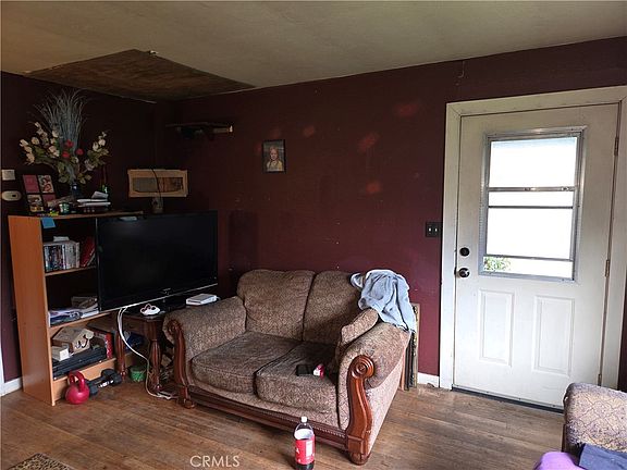 3rd image of 300 Chestnut Ave
