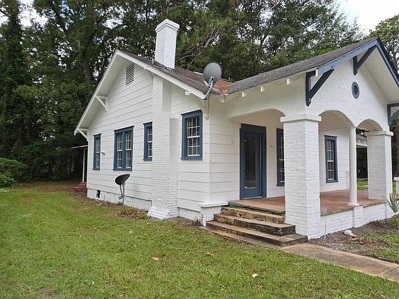2nd image of 613 Catalpa Ave