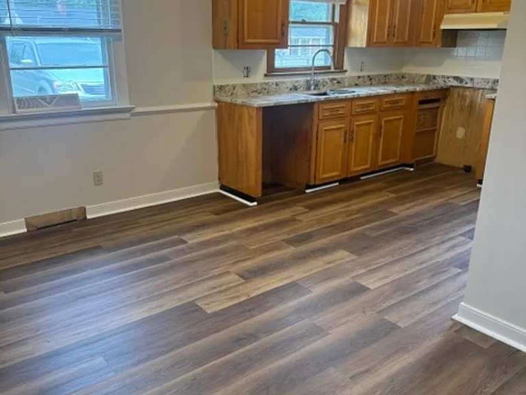 719 Whitestone Dr — Photo 5