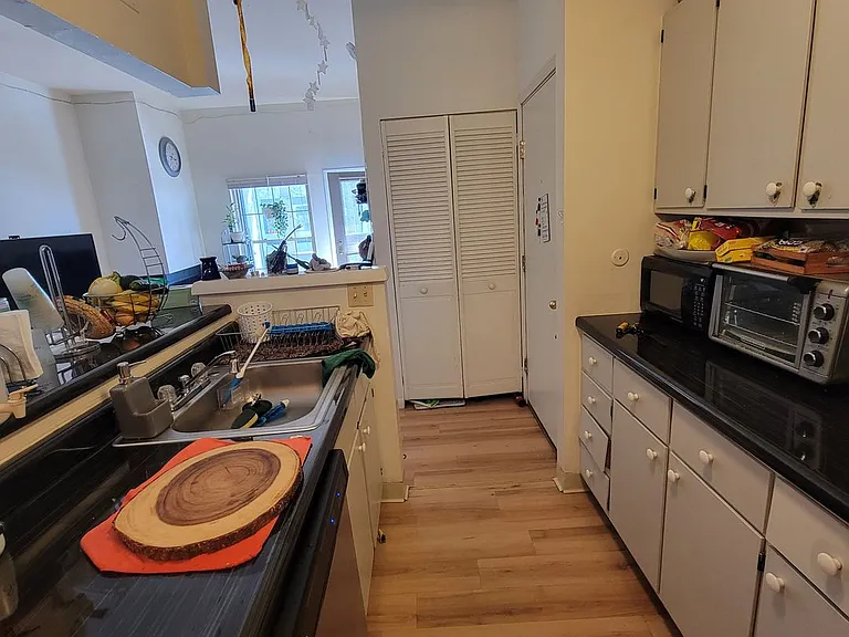 University Park Apartments near Cornell University — Photo 291