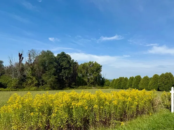 Pettis Rd, Meadville, PA 16335
