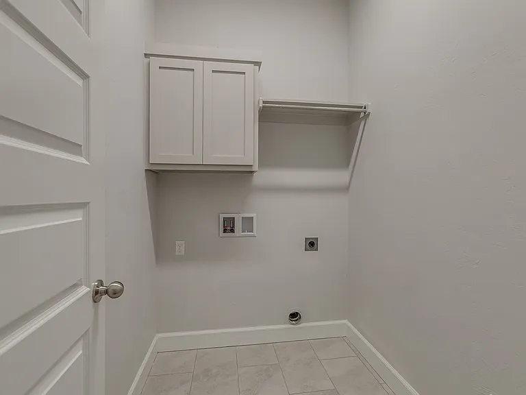 9324 NW 143rd St — Photo 37