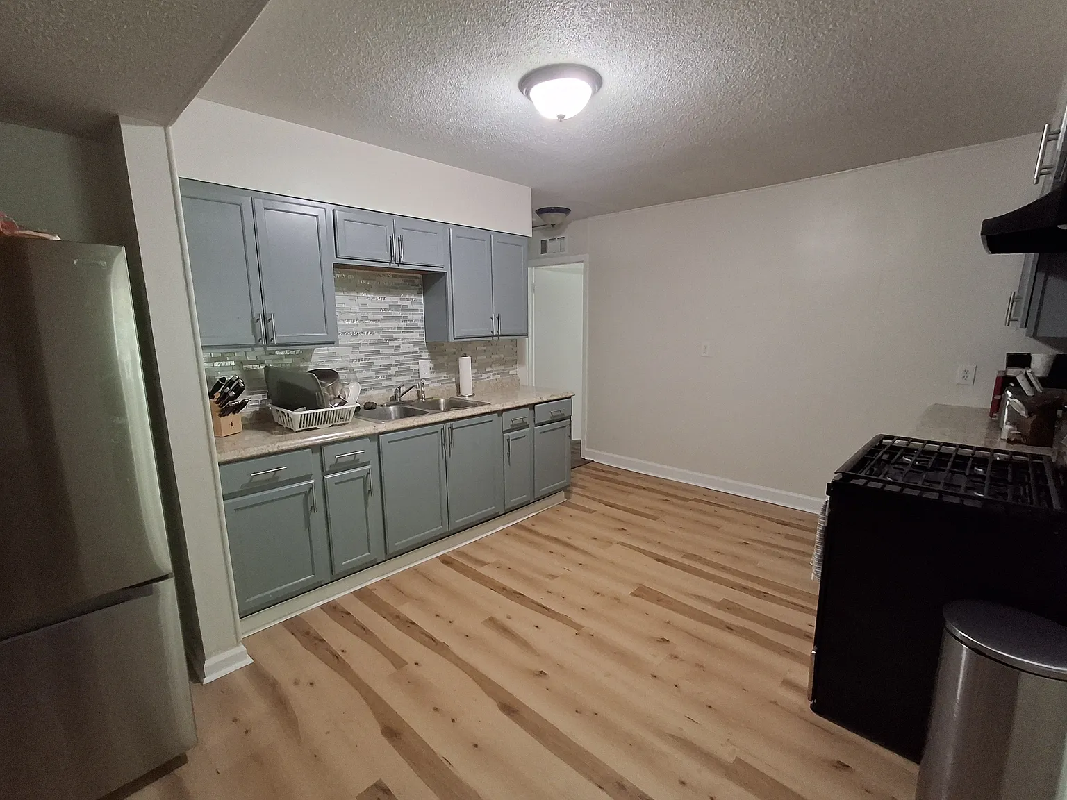 3 bed, 1675 sqft, $600 — Photo 4