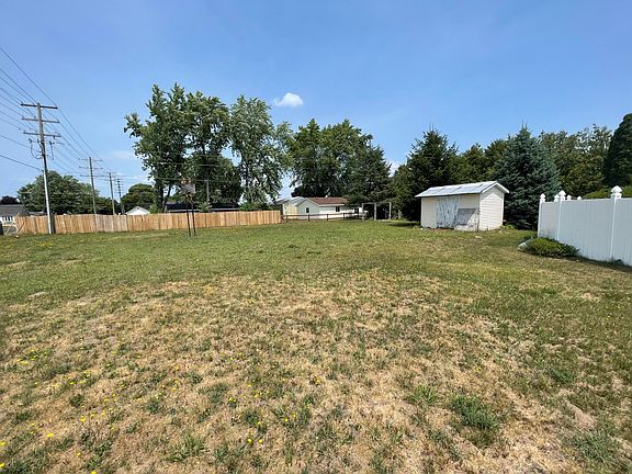3rd image of 3654 W Southern Dr
