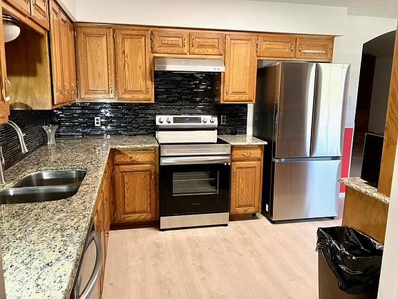 2nd image of 1154 Darren Dr