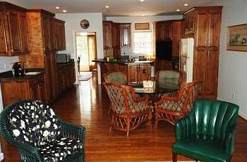 3rd image of 3124 Parkside Ln
