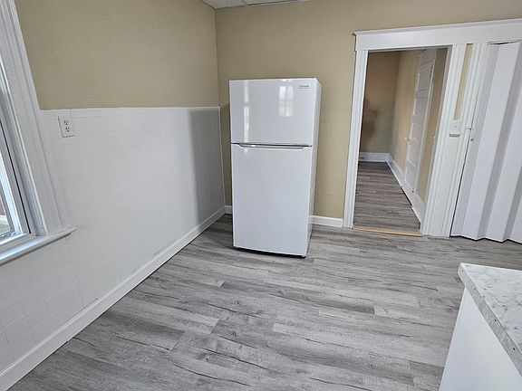 3rd image of 1711 Jefferson Ave #17365493