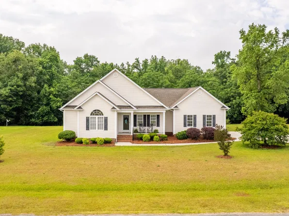346 Challenge Club Drive, Clinton, NC 28328