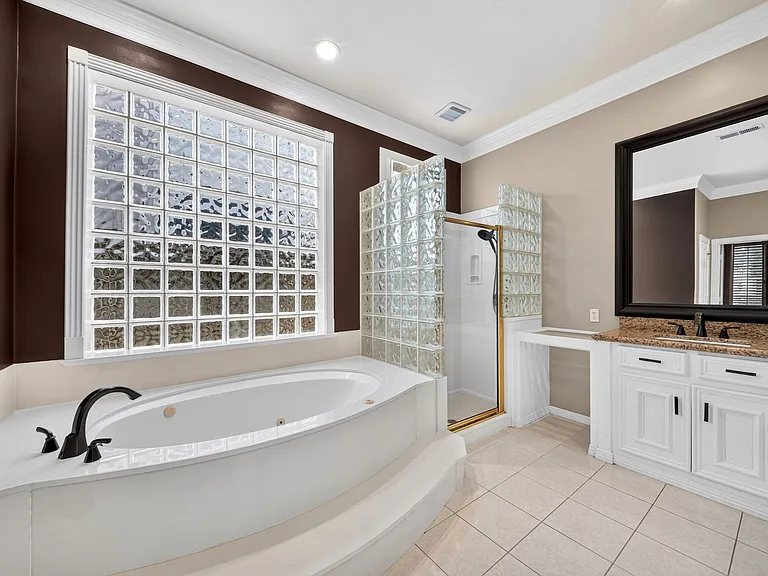 16410 Emilia Ct — Photo 20