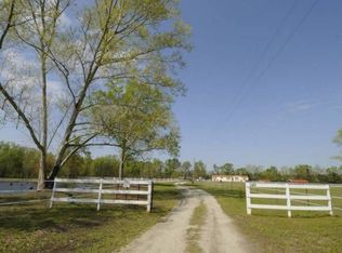 1146 Independent School Rd, Reevesville, SC 29471