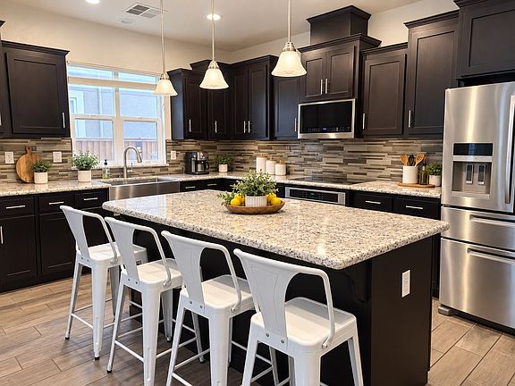 Gourmet Kitchen