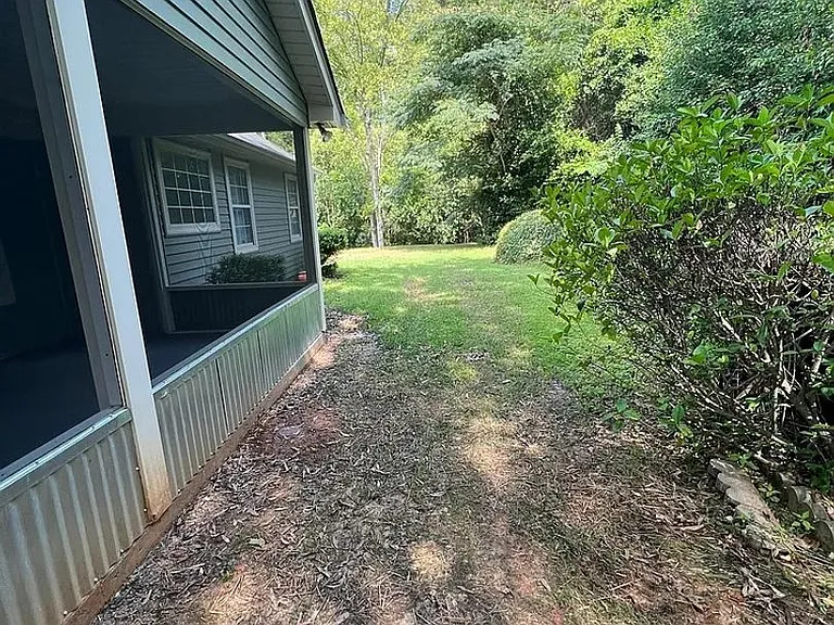 2945 Pointewest Dr — Photo 17