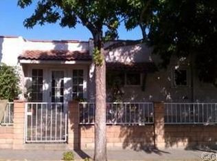 544 E 6th St, Azusa, CA 91702