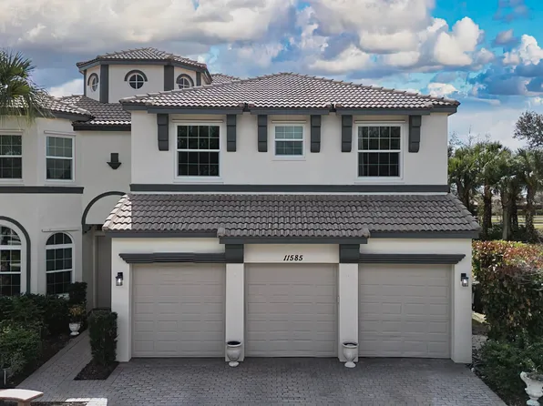 11585 SW Fieldstone Way, Port Saint Lucie, FL 34987