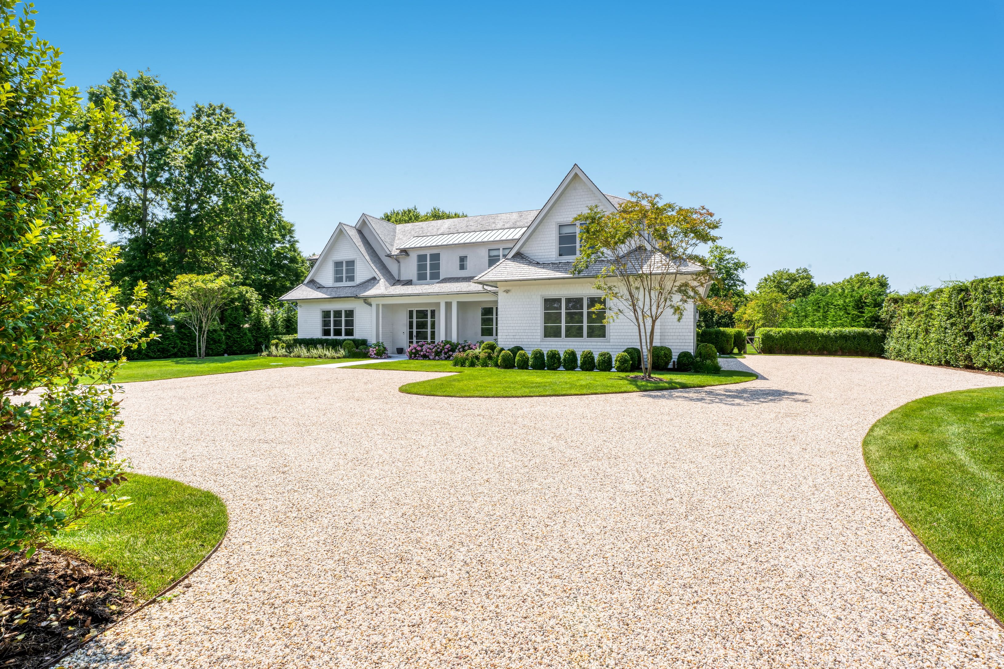 156 Summerfield Ln, Water Mill, NY 11976 Out East