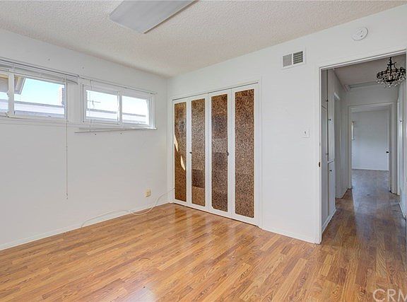4th image of 2645 W 226th St