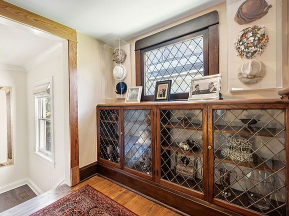 5th image of 1207 Elmwood Ave