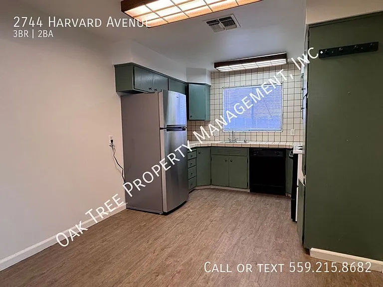 2744 Harvard Ave — Photo 3