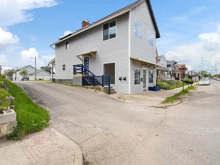 741 Sullivant Ave #C — Photo 17