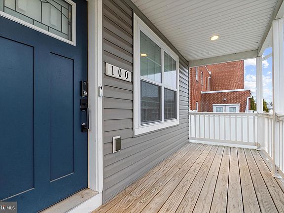 5th image of 100 Cedar Dr