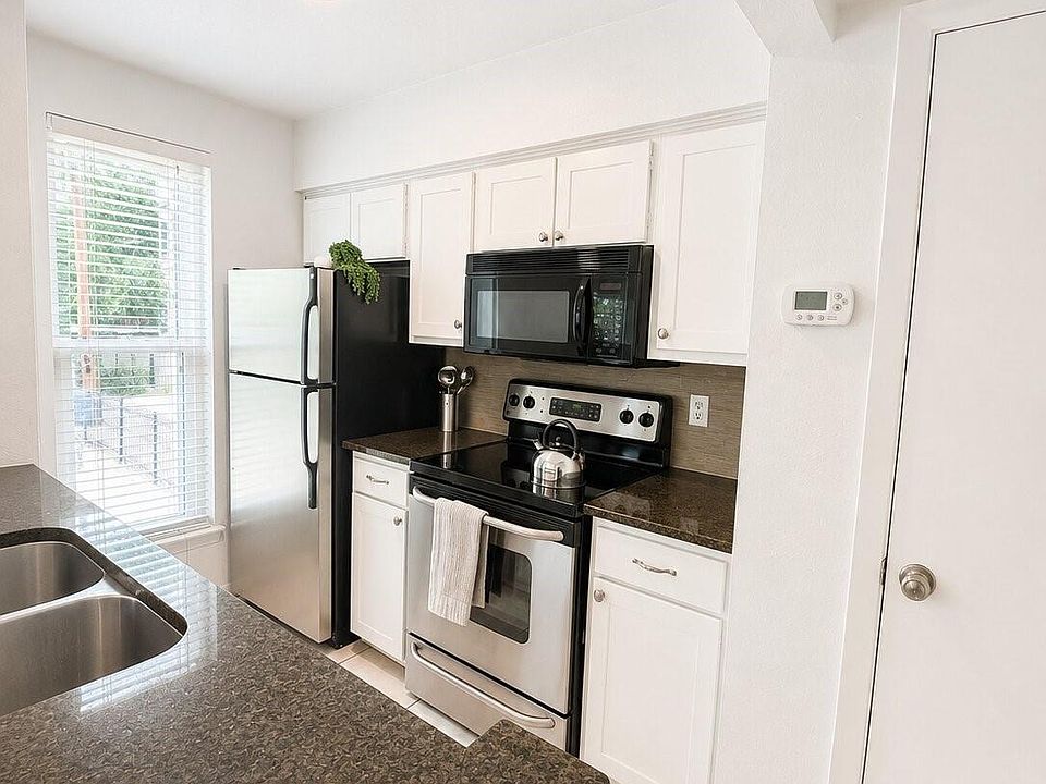 1st image of 4020 Holland Ave APT 213