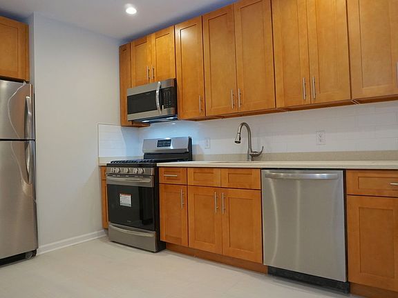 3rd image of 2108 77th St #2